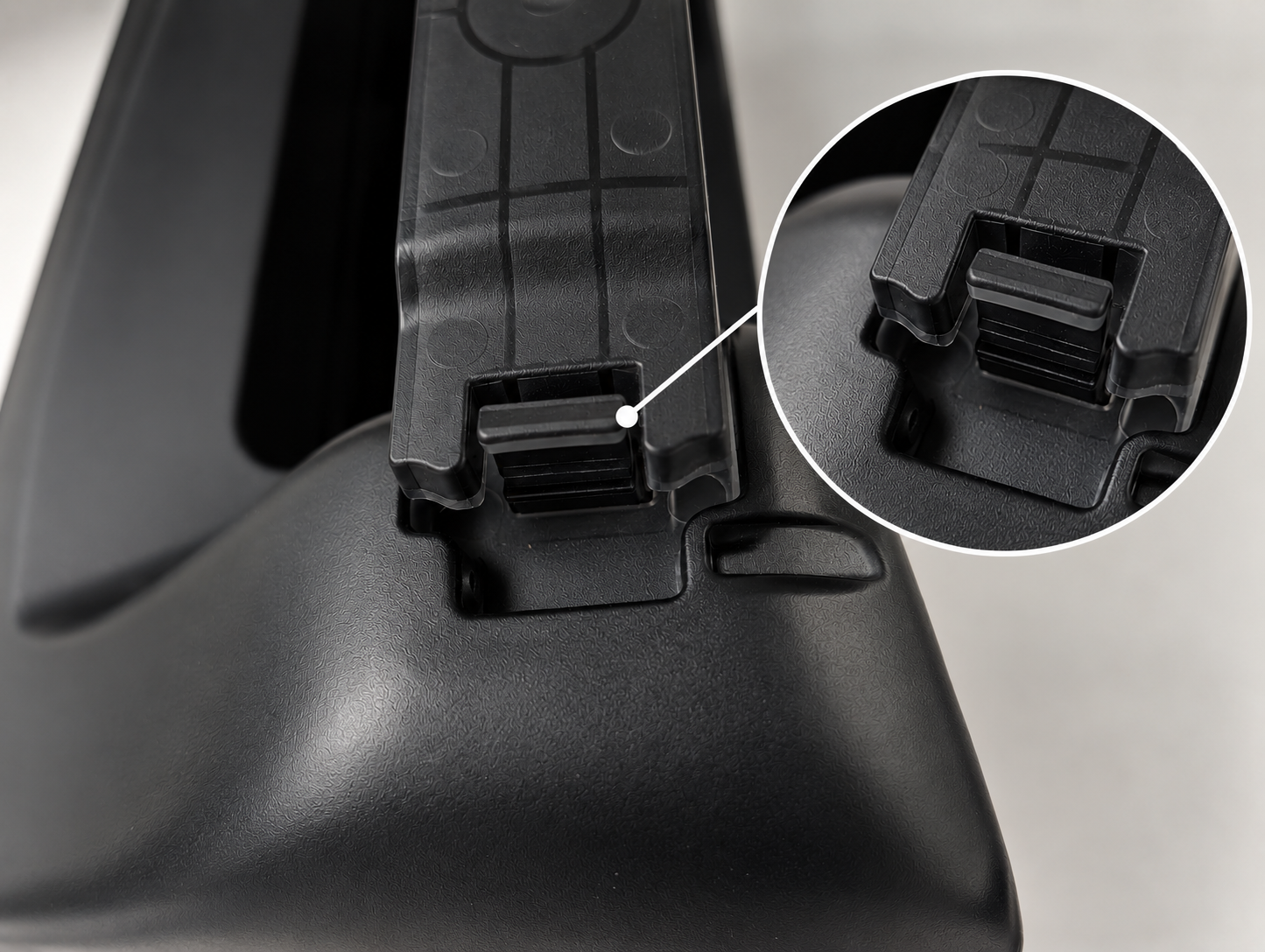Close-up of the FILTRAVA Private Cabin mounting clip and attachment detail